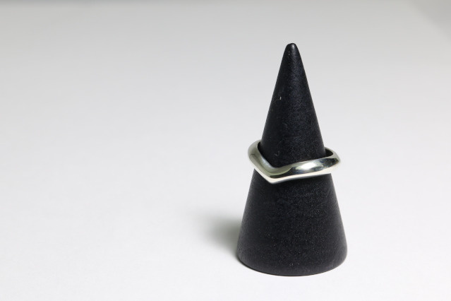 v_ring__3_.jpg